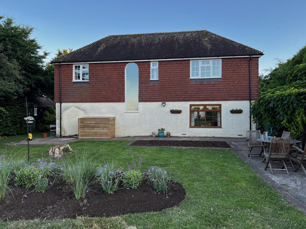 The Honeypot At Newlands In Bury Bury (West Sussex) Exterior photo